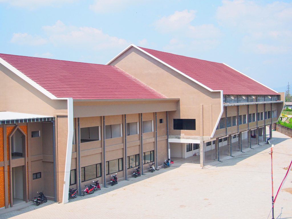 Gedung Kampus STIKES Hutama Abdi Husada - foto 2