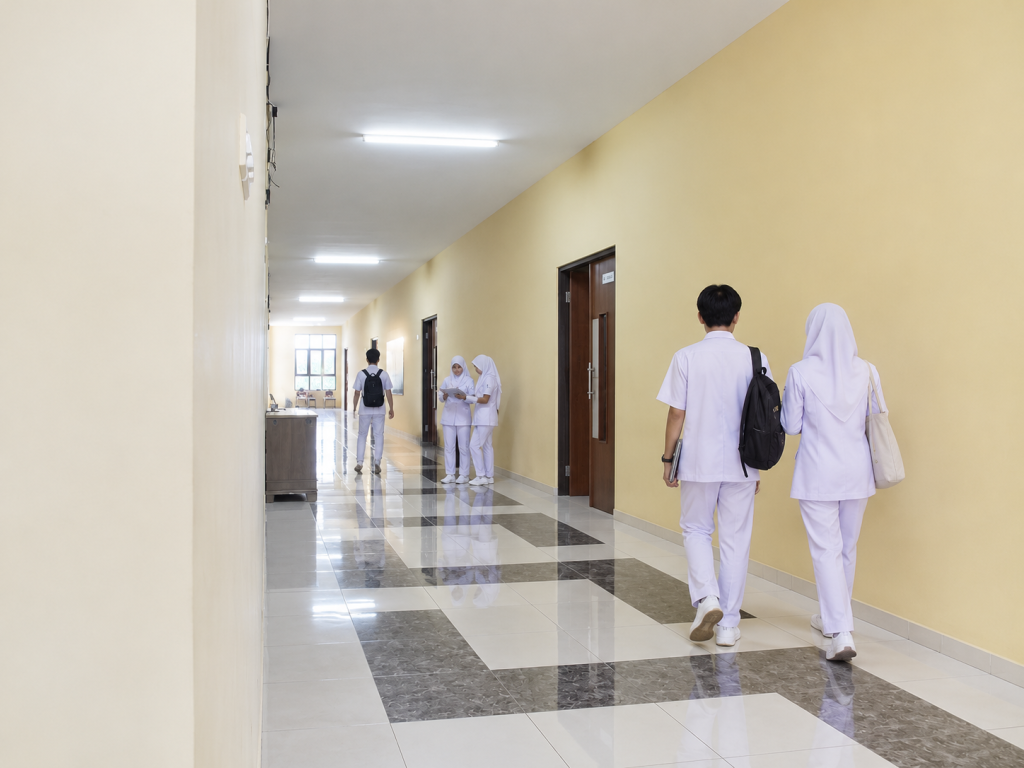 Gedung STIKES Hutama Abdi Husada Tulungagung