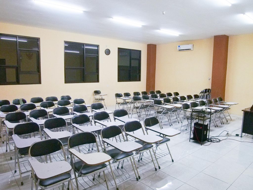 Ruang Kelas STIKES Hutama Abdi Husada - foto 3